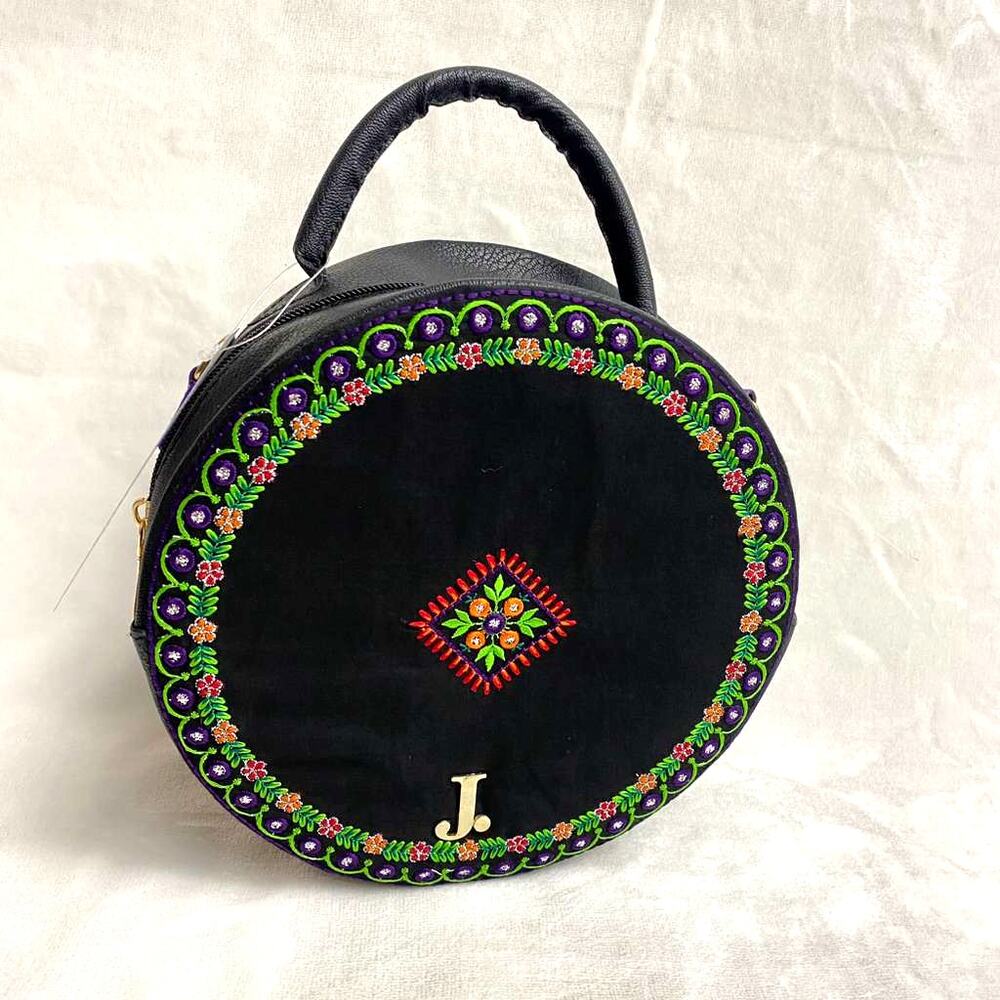 J. Junaid Jamshed BLACK REXINE HANDBAG | JJBL-24-066 FB/VENDO Strap Not Included - Picture 3 of 8